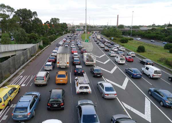 Melbourne traffic jams worsened by obsolete technology and bureaucratic resistance, Audit finds