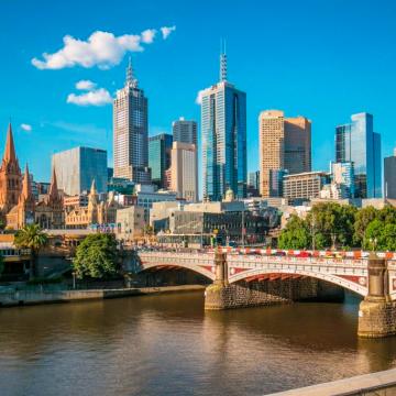 Melbourne’s transport goes ‘backwards’ despite update