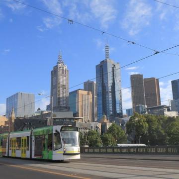Mind the gap: Melbourne looks for transport fix as pressure mounts