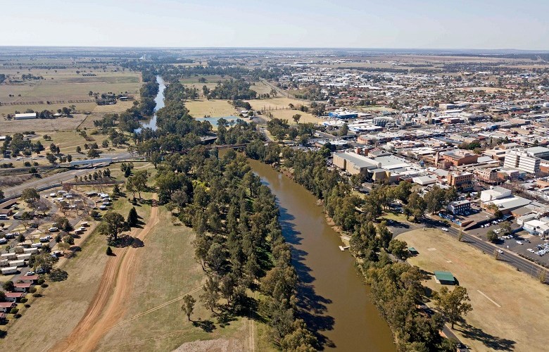 Regional cities collaborate to lure new residents  