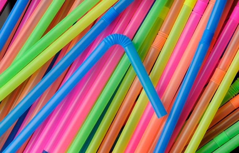 SA  first in Australia to outlaw single use plastics