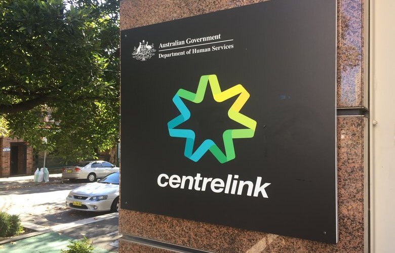 Committee vows to pursue government over robodebt advice