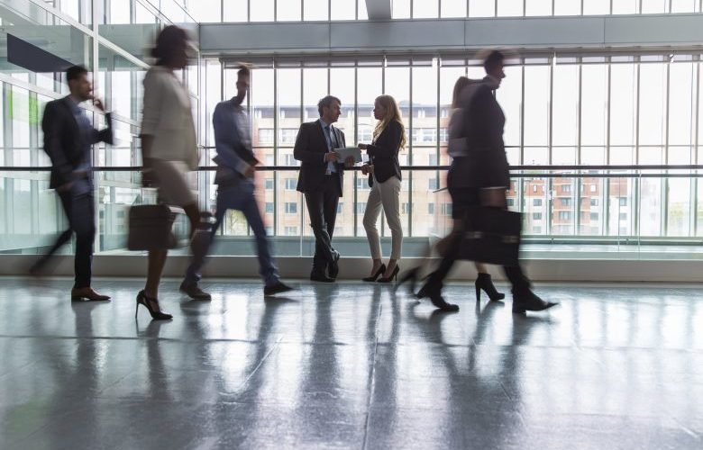 Public servants back standard pay scales for APS